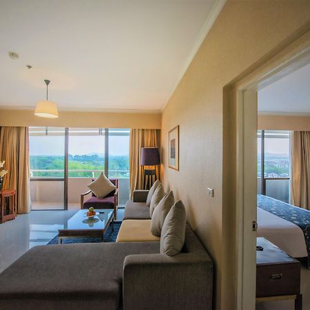 Loei Palace Hotel Экстерьер фото