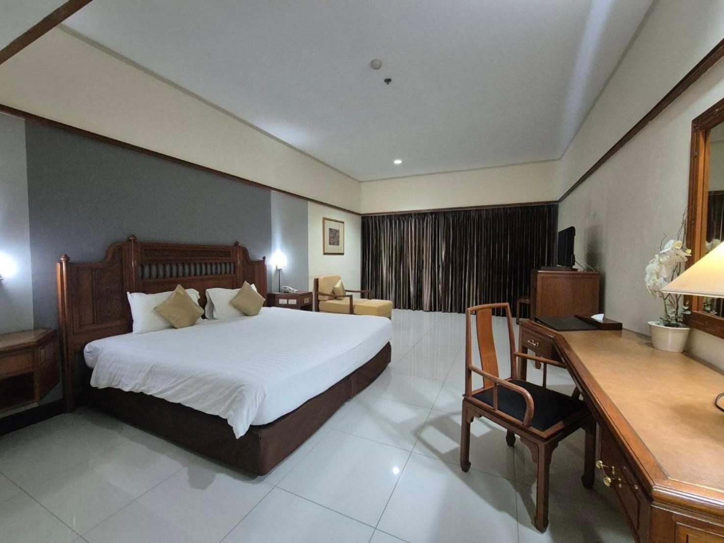 Loei Palace Hotel Экстерьер фото